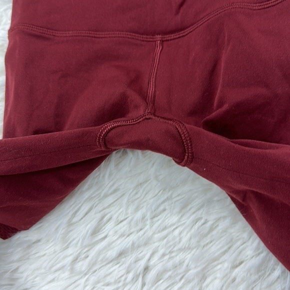 Lululemon Reveal 7/8 Tight Deep Rouge - Picture 4 of 6